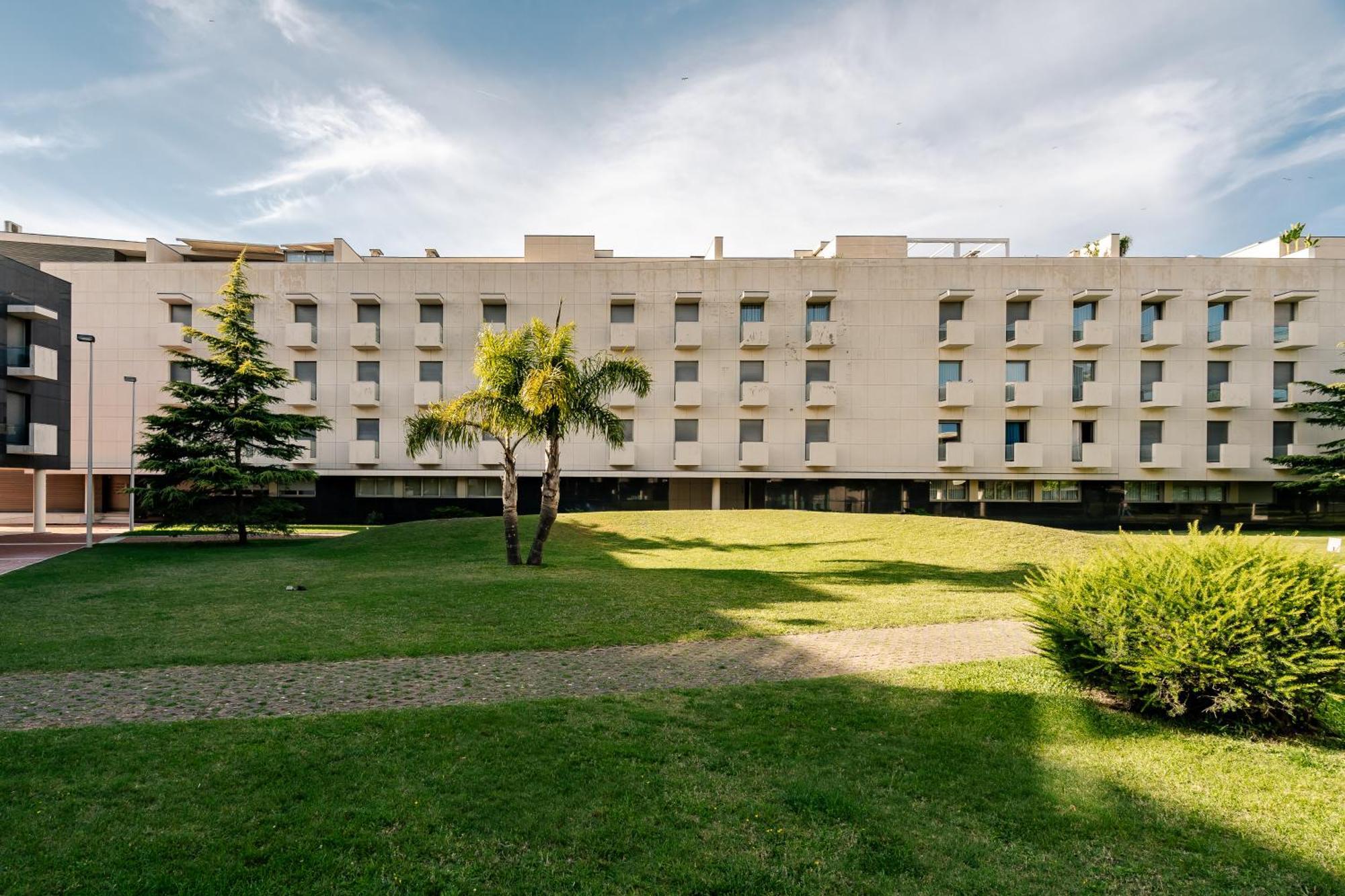 River Town View - Luxury Apartment With Jacuzzi On Terrace Viana do Castelo Eksteriør billede