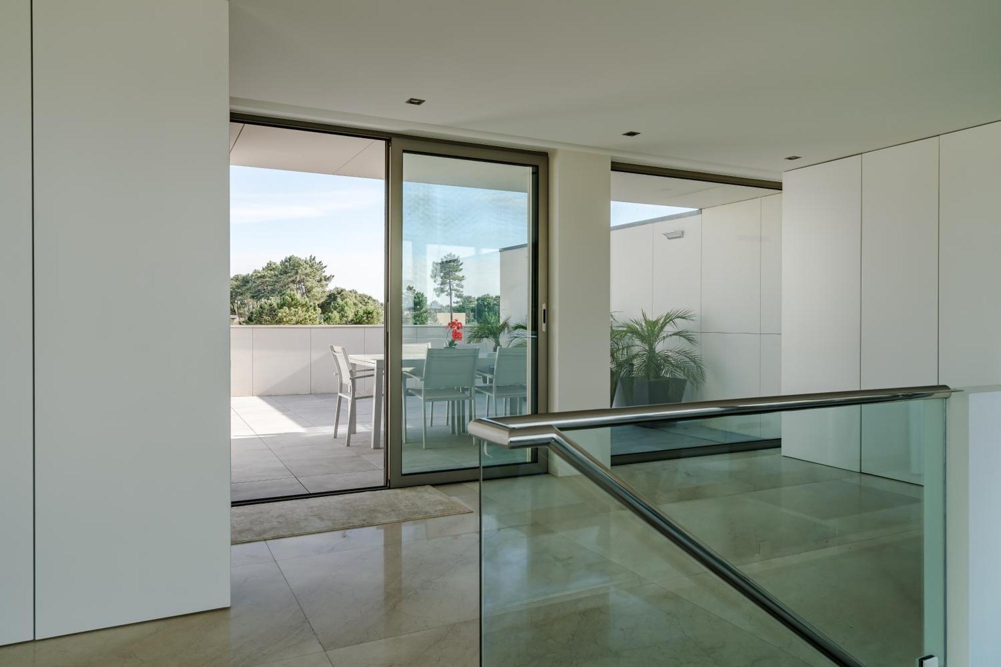 River Town View - Luxury Apartment With Jacuzzi On Terrace Viana do Castelo Eksteriør billede
