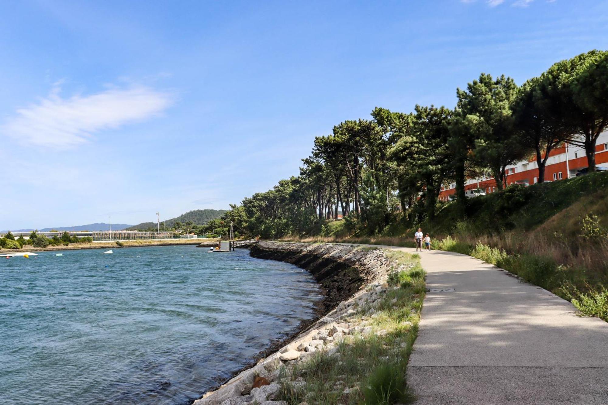 River Town View - Luxury Apartment With Jacuzzi On Terrace Viana do Castelo Eksteriør billede